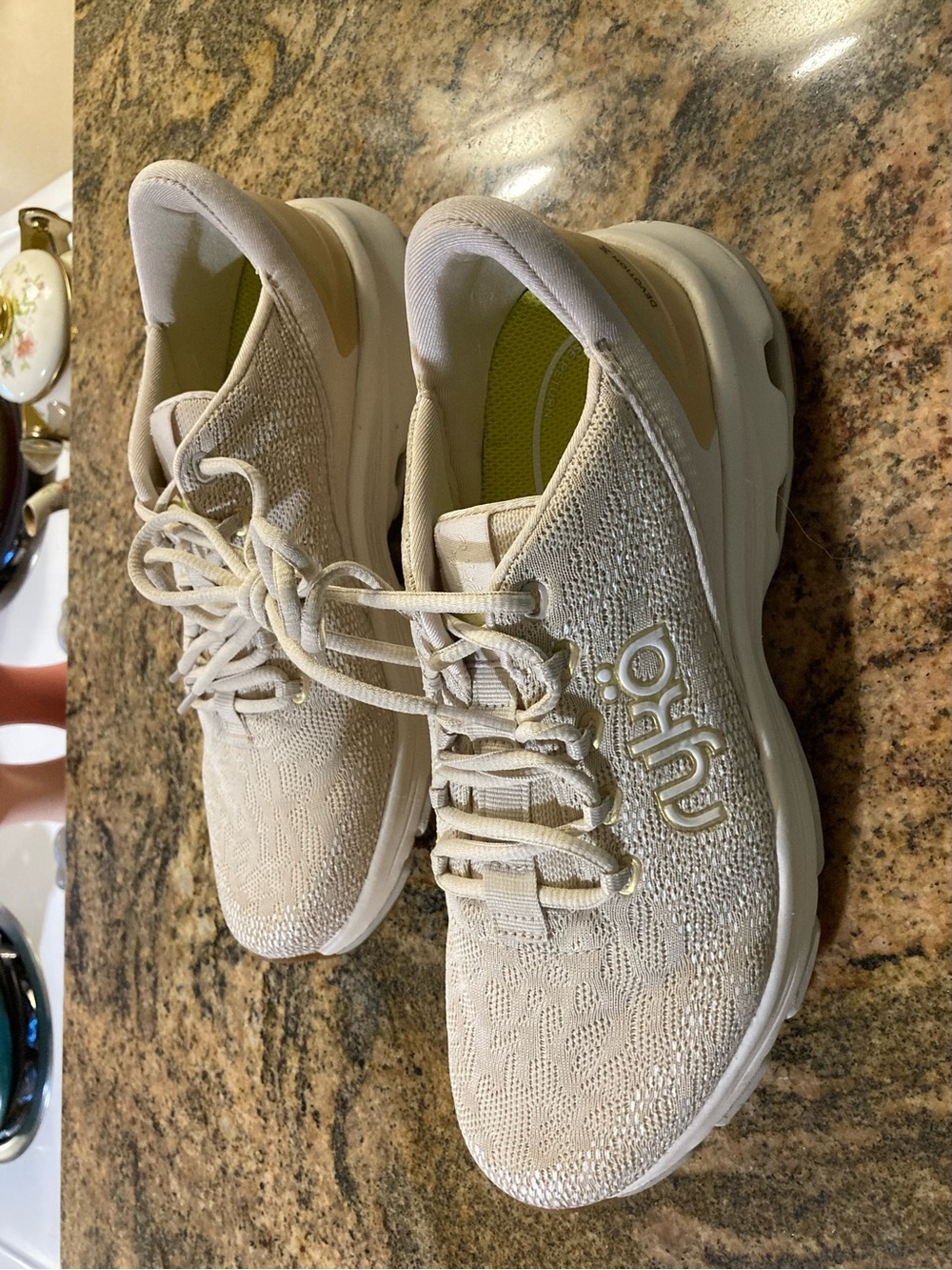 Ryka devotion x  Knit Sneakers in Off-White with gold women’s size 8M - Picture 2 of 7